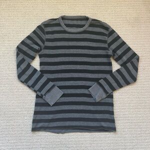 Black & grey striped Y2K longsleeve top